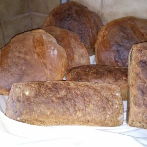 Schwäbisches Bauernbrot ergibt mehrere Brot